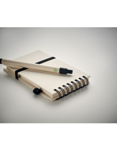 Quaderni A6 con fogli in carta riciclata e biro